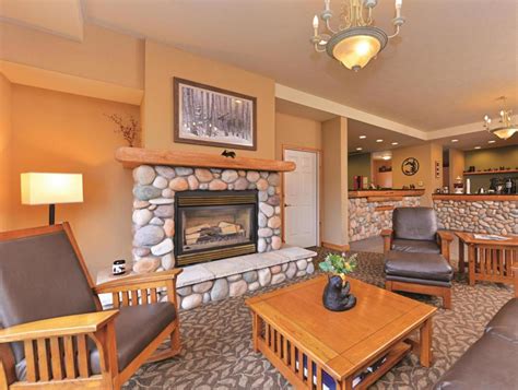 sandpoint accommodations|Cedar Street Hotel & Suites .